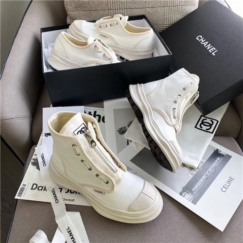 High Quality Luxury Chanel Sneakers Shoes alternate view