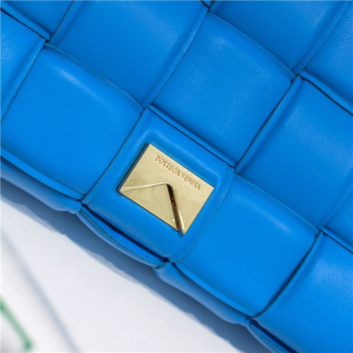 High Quality Luxury Bottega Veneta Padded Cassette Bag – Style 30094 product detail
