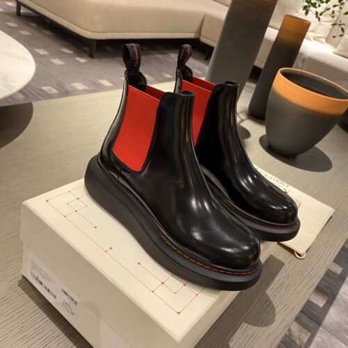 High Quality Luxury Alexander McQueen Hybrid Boots – Style 97667