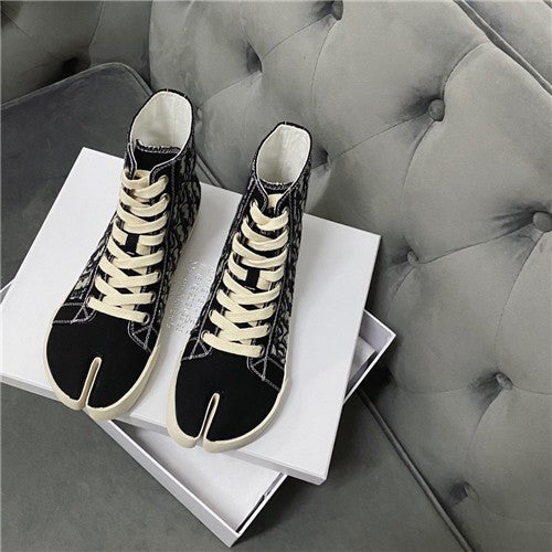 High Quality Luxury Dior Canvas Sneakers Shoes product detail