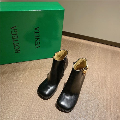 High Quality Luxury Bottega Veneta Boots Shoes alternate view