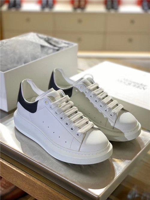 High Quality Luxury Alexander McQueen White Sneakers product detail