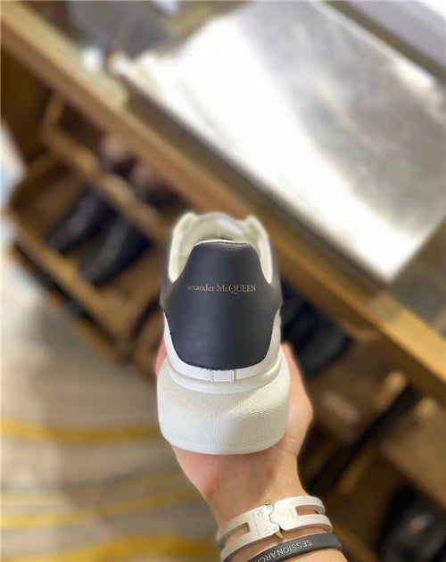High Quality Luxury Alexander McQueen White Sneakers product detail