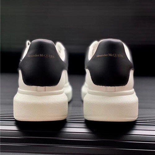 High Quality Luxury Alexander McQueen White Sneakers product detail