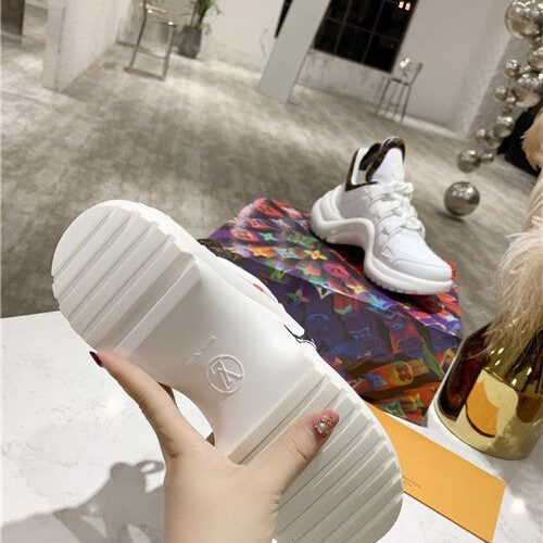 High Quality Luxury LV Women Sneakers Shoes alternate view