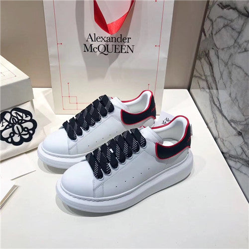High Quality Luxury Womens Alexander McQueen Sneakers – Style 23587 alternate view
