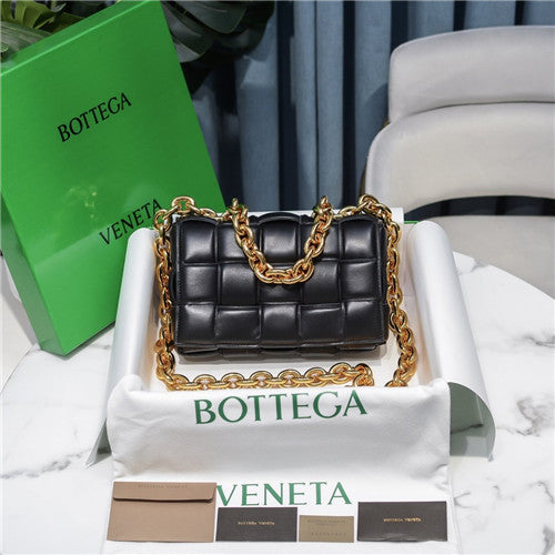 High Quality Luxury Bottega Veneta Padded Cassette Bag – Style 30104