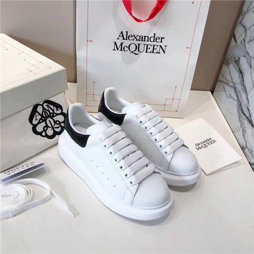 High Quality Luxury Womens Alexander McQueen Sneakers – Style 90819