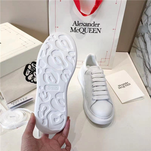 High Quality Luxury Womens Alexander McQueen Sneakers product detail