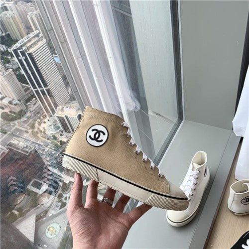 High Quality Luxury Chanel Sneaker Shoes alternate view