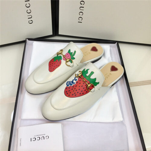 High Quality Luxury Gucci Mules Strawberry Slippers product detail