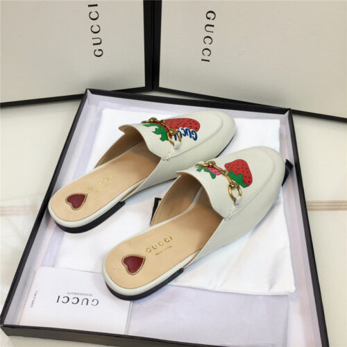 High Quality Luxury Gucci Mules Strawberry Slippers product detail