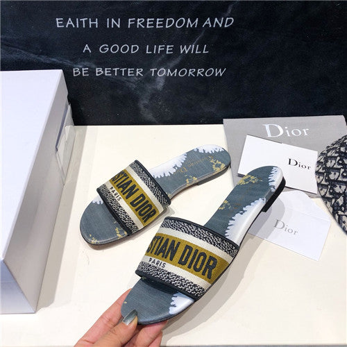 High Quality Luxury Dior Embroidered Slippers – Style 18790 alternate view