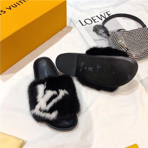 High Quality Luxury LV Fur Slippers Shoes – Style 01571 alternate view