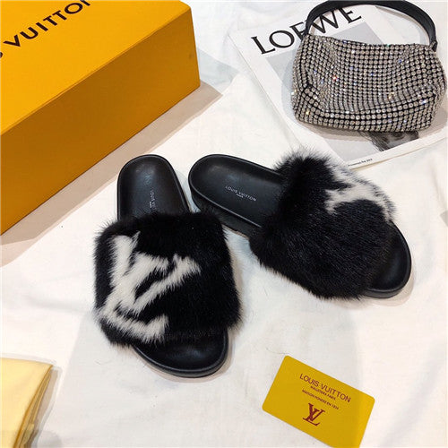 High Quality Luxury LV Fur Slippers Shoes – Style 01571