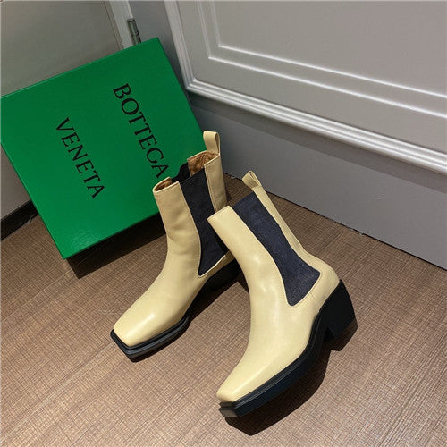 High Quality Luxury Bottega Veneta Leather Ankle Boots – Style 24710