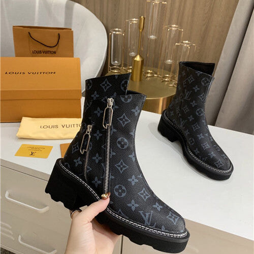 High Quality Luxury LV Booties Shoes alternate view