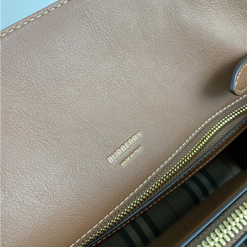 High Quality Luxury Burberry Title Bag product detail