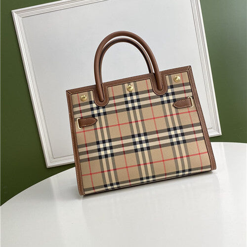 High Quality Luxury Burberry Title Bag product detail
