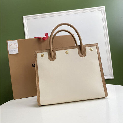 High Quality Luxury Burberry Title Bag – Style 42476 alternate view
