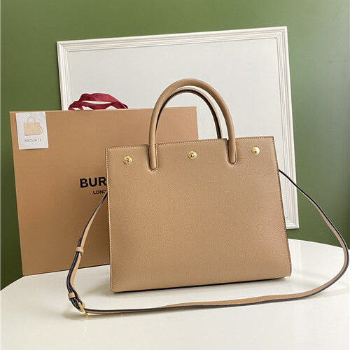 High Quality Luxury Burberry Title Bag – Style 42474