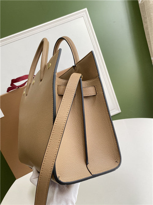 High Quality Luxury Burberry Title Bag – Style 42474 product detail