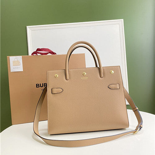 High Quality Luxury Burberry Title Bag – Style 42474 alternate view