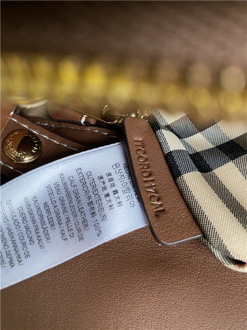High Quality Luxury Burberry Title Bag – Style 42471 product detail
