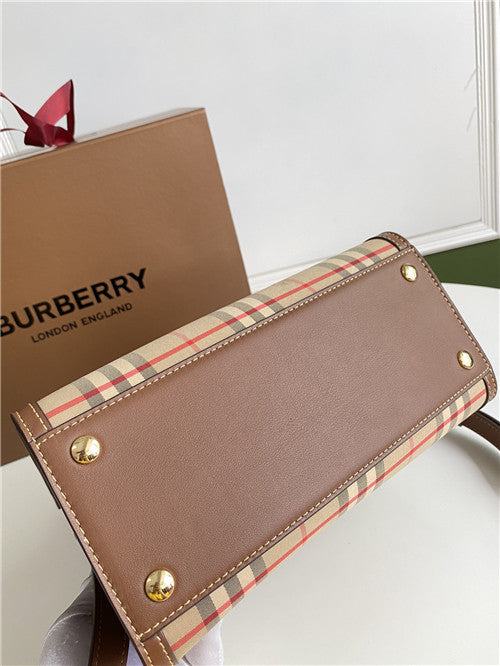 High Quality Luxury Burberry Title Bag – Style 42469 product detail