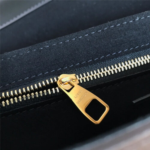 High Quality Luxury Louis Vuitton One Handle Flap Bag product detail