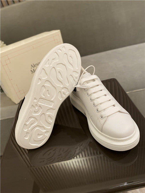 High Quality Luxury Alexander McQueen Shoes – Style 84643 product detail