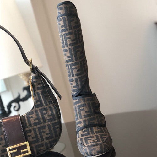 High Quality Luxury Fendi Boots Shoes – Style 81875 alternate view