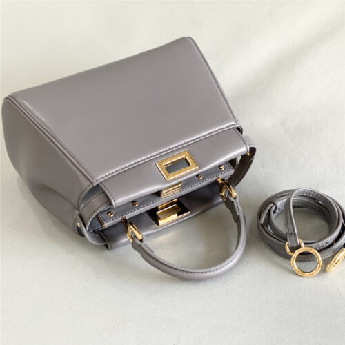 High Quality Luxury Fendi Peekaboo Sheepskin Bag – Style 32651 product detail