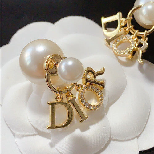 High Quality Luxury Dior Letter Beads Earrings product detail