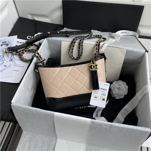 High Quality Luxury Chanel Gabrielle Small Bag – Style 47692 alternate view
