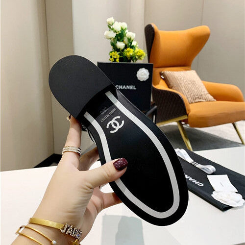 High Quality Luxury Chanel Ankle Boots – Style 22630 product detail
