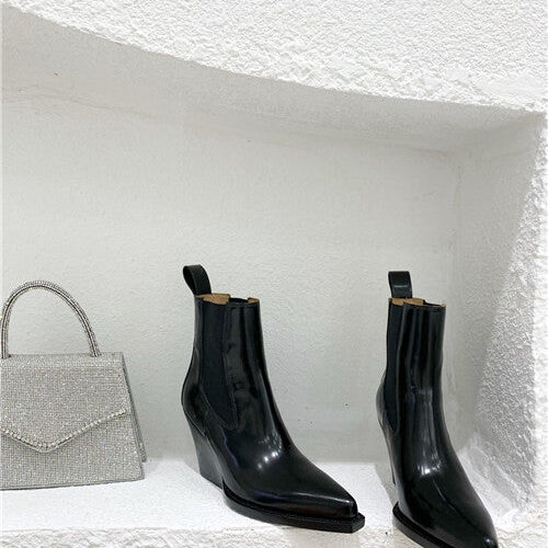 High Quality Luxury Bottega Veneta Pointed Boots – Style 82790 product detail