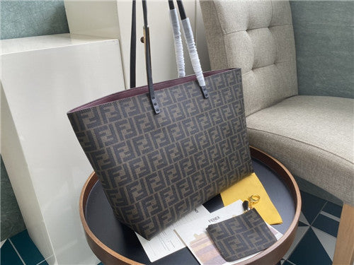 High Quality Luxury Fendi FF Shopping Bag alternate view