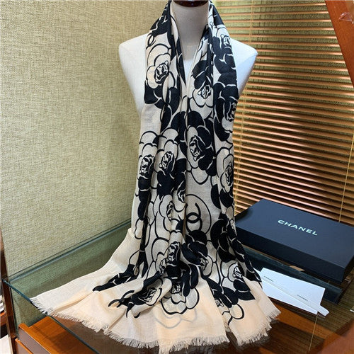 High Quality Luxury Chanel Cashmere Scarf Scarves – Style 25052 alternate view