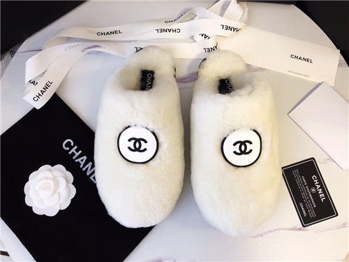 High Quality Luxury Chanel Wool Slippers – Style 04582 product detail