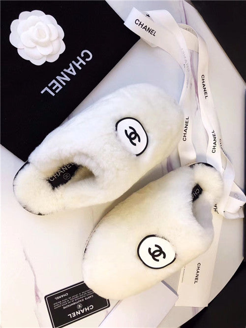 High Quality Luxury Chanel Wool Slippers – Style 04582 product detail