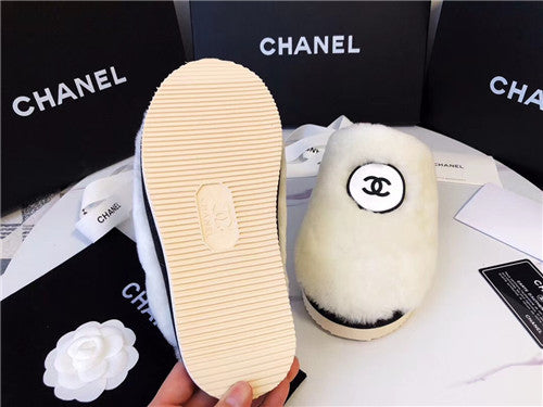 High Quality Luxury Chanel Wool Slippers – Style 04582 product detail