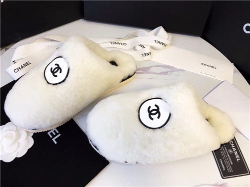 High Quality Luxury Chanel Wool Slippers – Style 04582 product detail