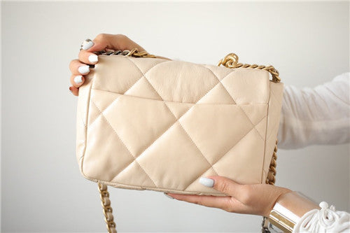 High Quality Luxury Chanel 19 Flap Bag Beige alternate view