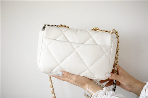 High Quality Luxury Chanel 19 Flap Bag White – Style 46815 alternate view