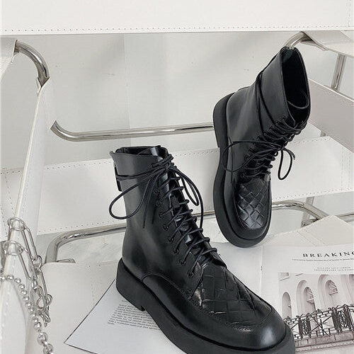 High Quality Luxury Bottega Veneta Ankle Boots alternate view