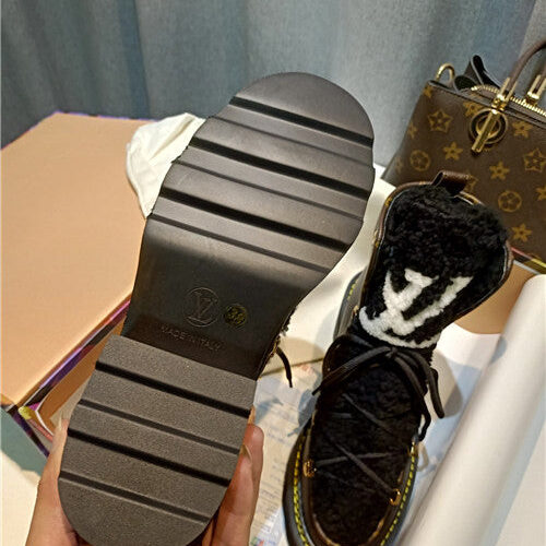 High Quality Luxury Louis Vuitton Hiking Boots product detail