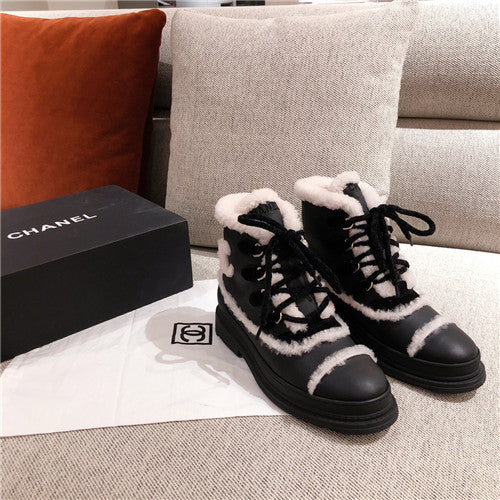 High Quality Luxury Chanel Fur Ankle Boots alternate view