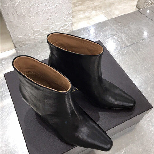High Quality Luxury Bottega Veneta Chelsea Boots – Style 43558 product detail