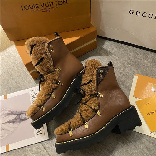 High Quality Luxury Louis Vuitton Hiking Boots – Style 84515 alternate view